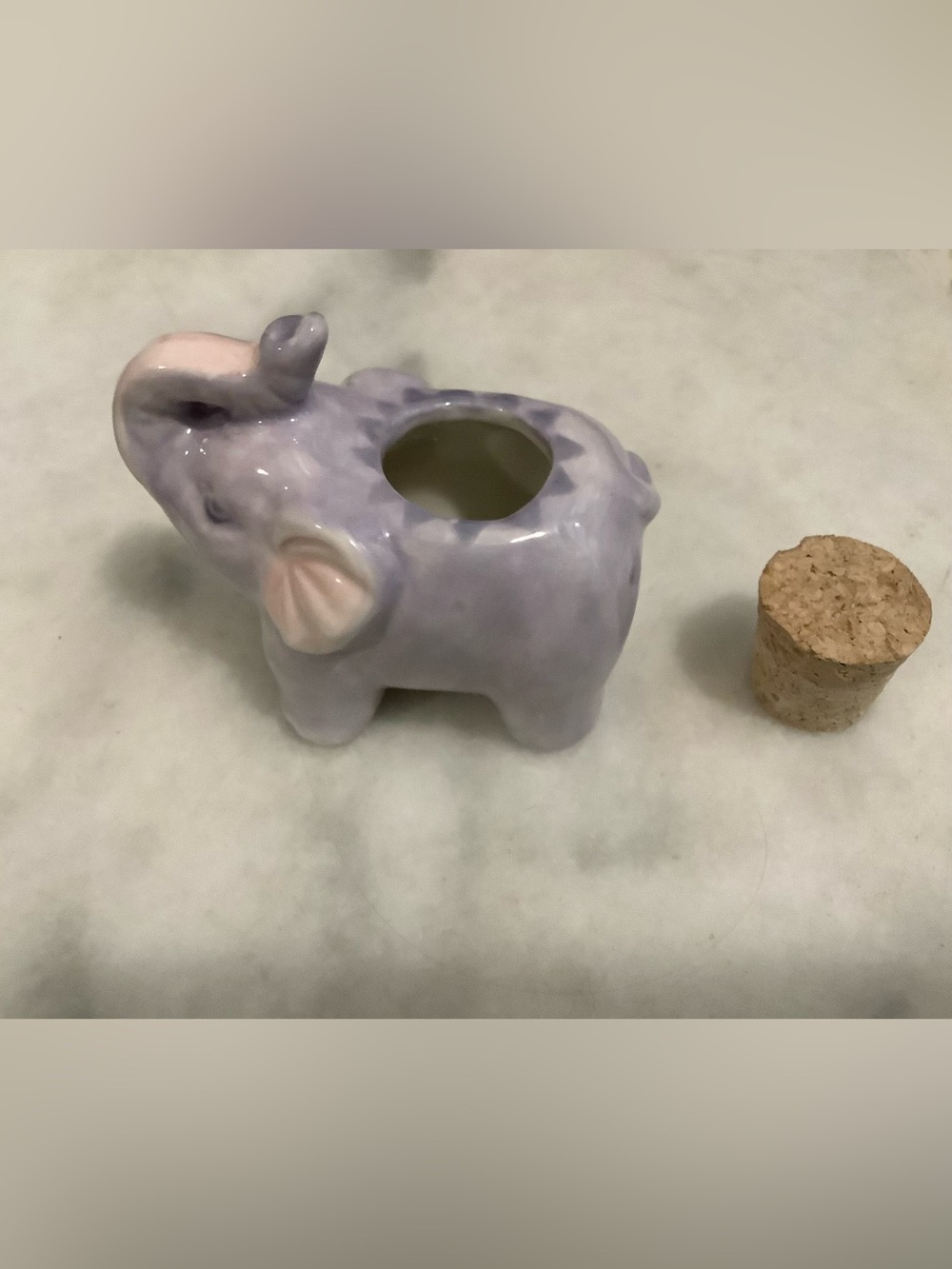 Adorable Ceramic Elephant Airplant trinket container handmade - Picture 2 of 7